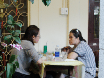 Mây Bốn Phương - A family restaurant nestled within an ancient villa